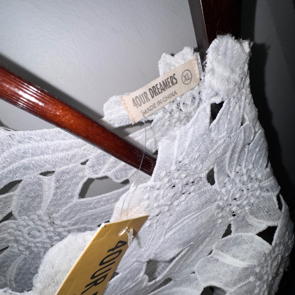4OUR DREAMERS Floral Crochet Lace Swim Cover-Up XL White NWT Boho Caftan Dress - Picture 2 of 12